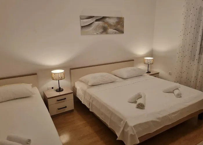 Zora Apartman