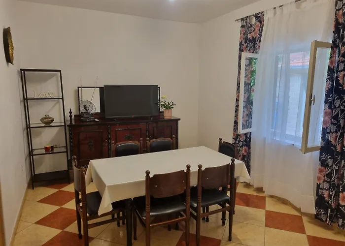 Zora Apartman Supetar