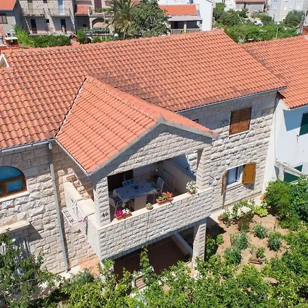 Appartement Zora Supetar